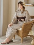 画像10: ニュアンスフラワーベージュ浴衣【浴衣３点セット 浴衣/帯/下駄】OBI-siwa-200-kj-9-BR / HIMO-900-yn-7-MOC / HEKO-800-sb-3-BR / YA-577-kj-W / GETA-01-kj-5-MOC/  [YMT] (10)