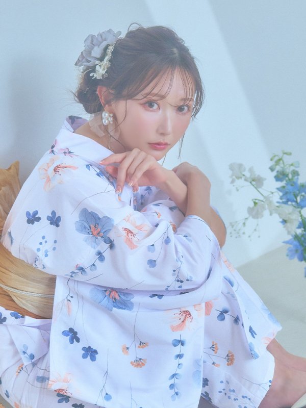 画像18: 【浴衣セール！】【即日発送】ニュアンスフローラル浴衣【浴衣３点セット 浴衣/帯/下駄】[YMT] (18)