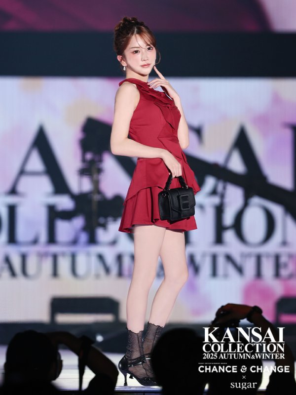 画像1: 【りの/関西コレクション着用】XSサイズあり【ROBE de FLEURS/ローブドフルール】フロントラッフル/ ホルター/ フレア/ セットアップ/ ミニドレス/ キャバドレス[OF08] (1)