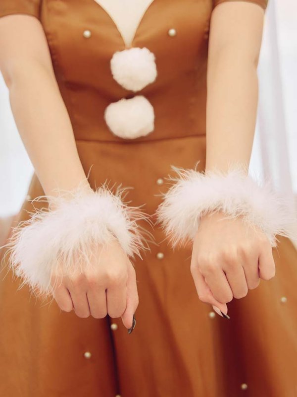 モデル:吉木千沙都 身長:158cm 着用サイズ:Sサイズ