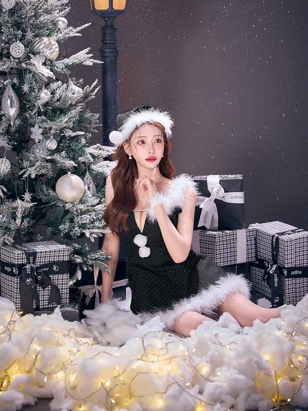 モデル:明日花キララ  身長:162cm 着用サイズ:Sサイズ