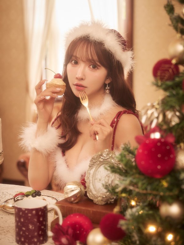 モデル：三上悠亜　身長159cm　着用サイズ：Sサイズ