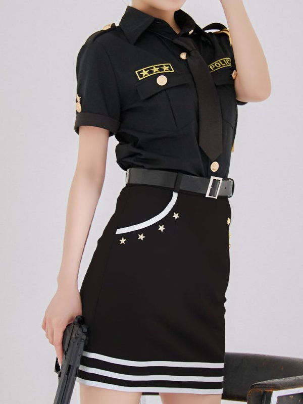 モデル：吉木千沙都 身長：158cm 着用サイズ：Sサイズ着用