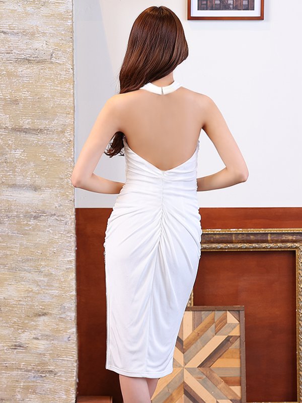 ホワイト モデル:七瀬みほ 身長:162cm 着用サイズ:XSサイズ