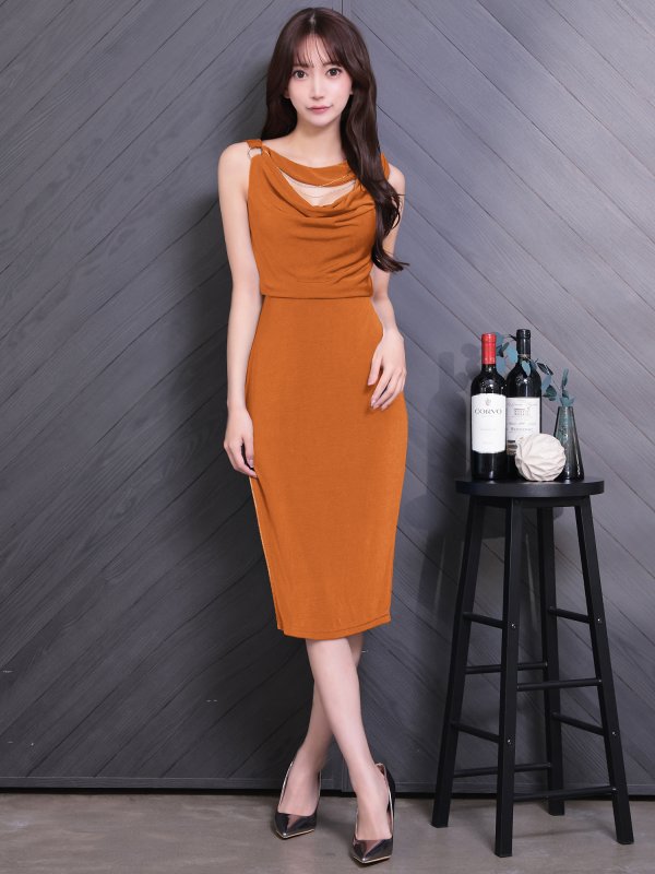 オレンジ モデル：七瀬みほ　身長：162cm　着用サイズ：XSサイズ