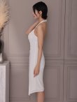 ホワイト モデル：りの　身長：157cm　着用サイズ：XSサイズ