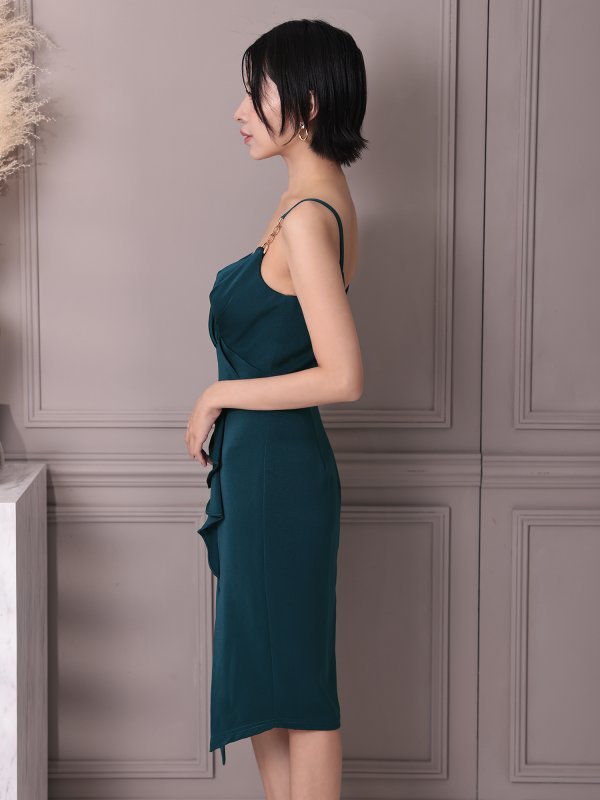 ブルー モデル：りの　身長：157cm　着用サイズ：XSサイズ