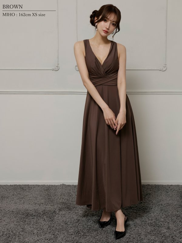 ブラウン　モデル：七瀬みほ　身長：162cm　着用サイズ：XSサイズ