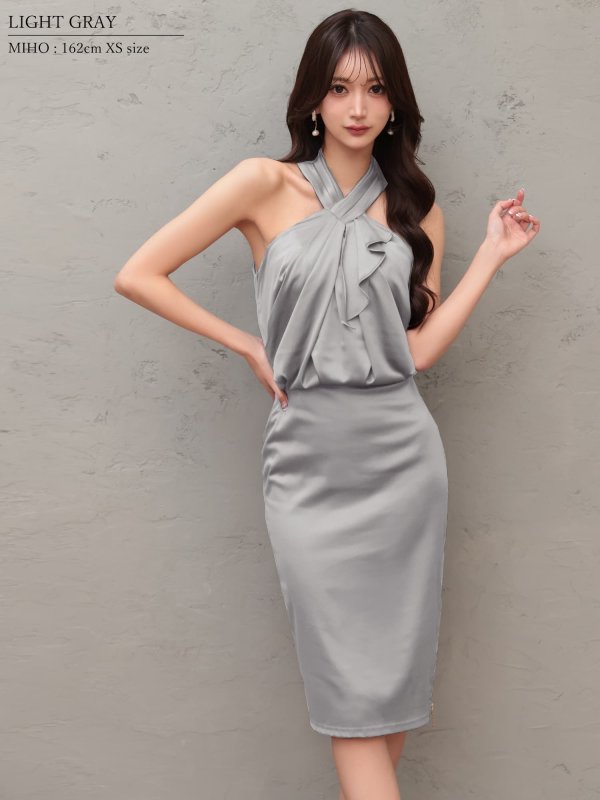 ライトグレー　モデル：七瀬みほ　身長：162cm　着用サイズ：XSサイズ