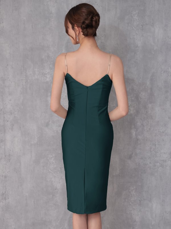 グリーンモデル：あみ　身長：163cm　着用サイズ：XSサイズ