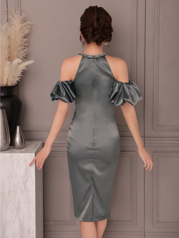 グレー　モデル：七瀬みほ　身長：162cm　着用サイズ：XSサイズ