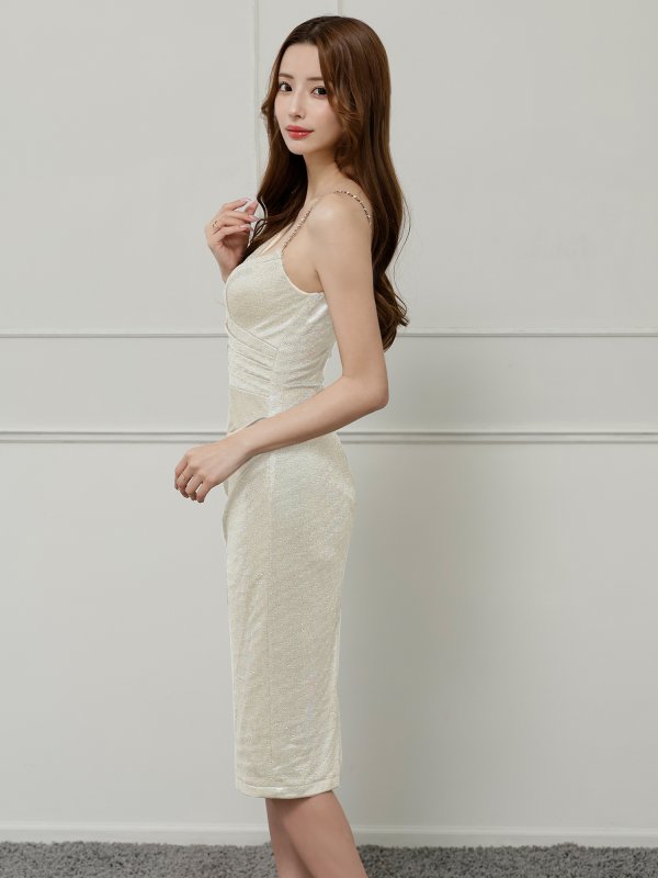 アイボリー モデル:あみ 身長:163cm 着用サイズ:XSサイズ