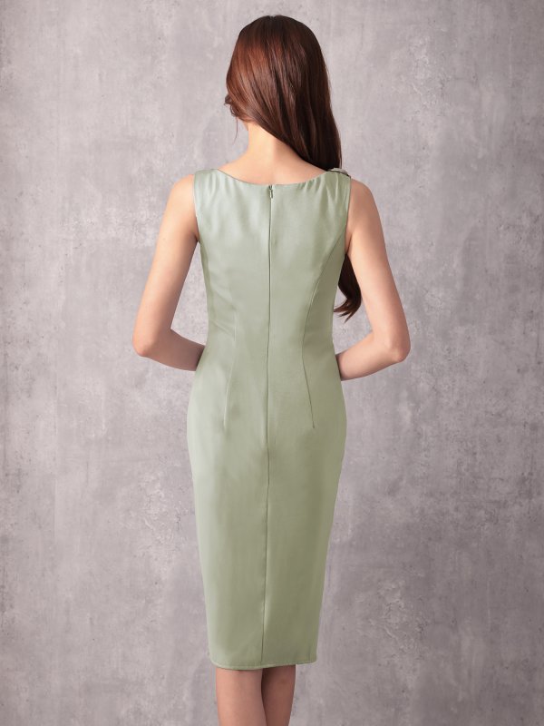 グリーン　モデル：あみ　身長：163cm　着用サイズ：Sサイズ