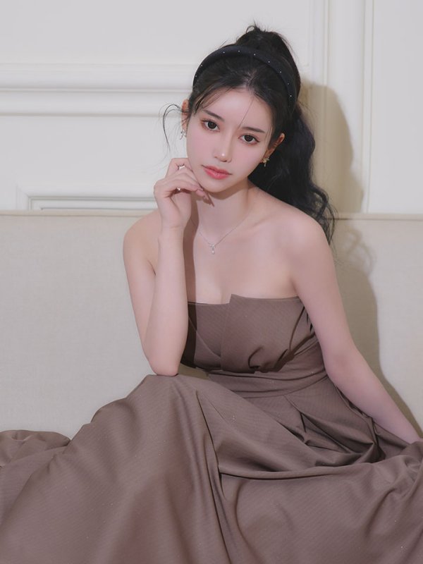 モカ　モデル：ゆりお　身長：165cm　着用サイズ：Sサイズ