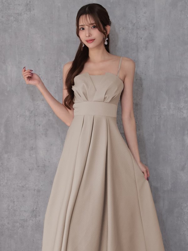 ベージュ　モデル：あみ　身長：163cm　着用サイズ：XSサイズ