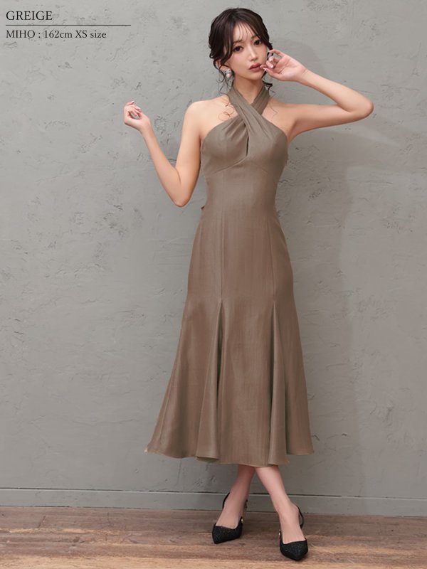 グレージュ　モデル：七瀬みほ　身長：162cm　着用サイズ：XSサイズ