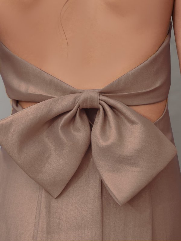 グレージュ　モデル：七瀬みほ　身長：162cm　着用サイズ：XSサイズ