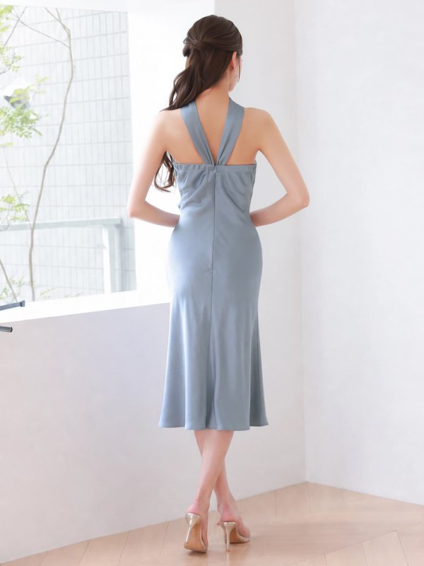 ブルー　モデル：七瀬みほ　身長：162cm　着用サイズ：XSサイズ