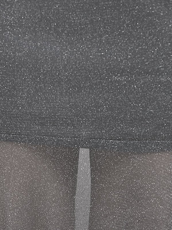 グレー