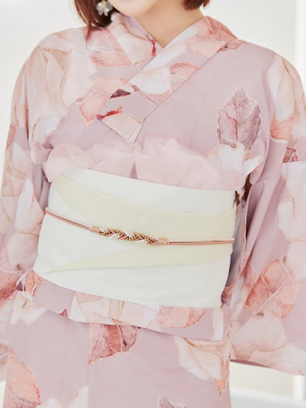 モデル：明日花キララ　身長：162cm　着用サイズ：Fサイズ