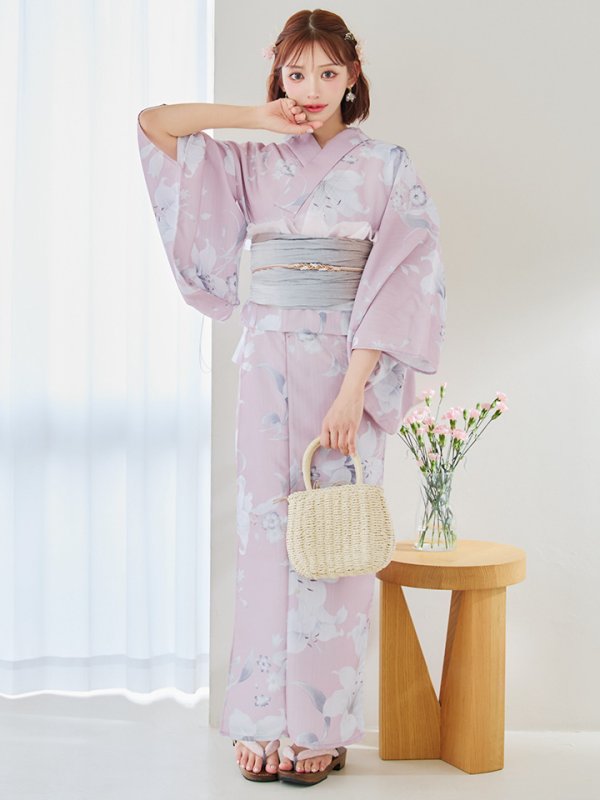 モデル：明日花キララ　身長：162cm　着用サイズ：Fサイズ