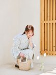画像7: 【即日発送】【浴衣】くすみブルー地x小花レース浴衣 【浴衣３点セット 浴衣/帯/下駄】 OBI-hira-100-ok-15-WxW / HIMO-900-yn-4-GYxGY /  HEKO-800-sb-5-W / YA-1069-kn-W /GETA-02-ok-3-LBL [YMT] (7)