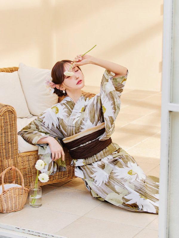 モデル:菅野結以 身長:163cm 着用サイズ:Fサイズ