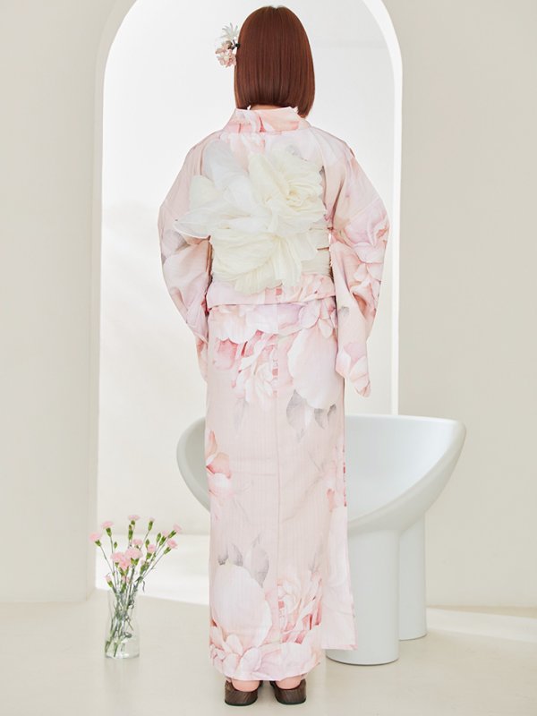 モデル:明日花キララ 身長:162cm 着用サイズ:Fサイズ