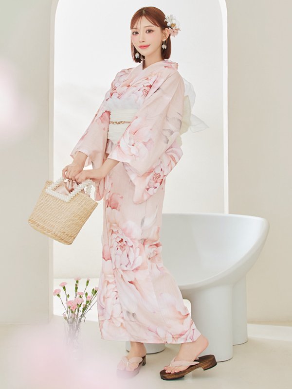 モデル:明日花キララ 身長:162cm 着用サイズ:Fサイズ