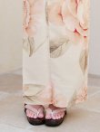 画像17: 【即日発送】ピンクベージュ牡丹浴衣【浴衣３点セット 浴衣/帯/下駄】OBI-g-500-kj-4-OR / HIMO-900-yn-5-IV / HEKO-800-sb-5-W / YA-594-kj-CL / YA-1081-kj-BR / GETA-01-kj-7-P / [YMT] (17)