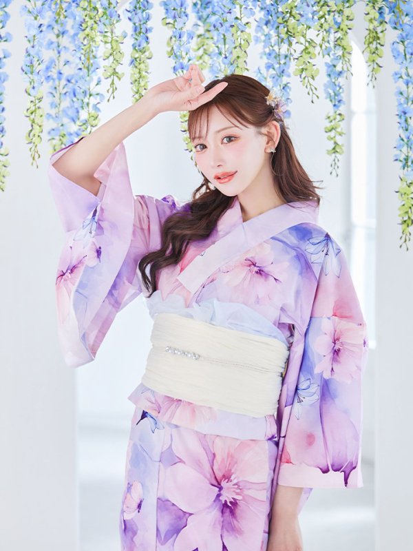 モデル：明日花キララ　身長162cm　着用サイズ：Fサイズ