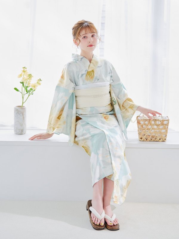 モデル：加藤ナナ　身長160cm　着用サイズ：Fサイズ