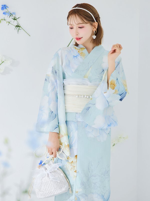 モデル：三上悠亜　身長：158cm　着用サイズ：Fサイズ