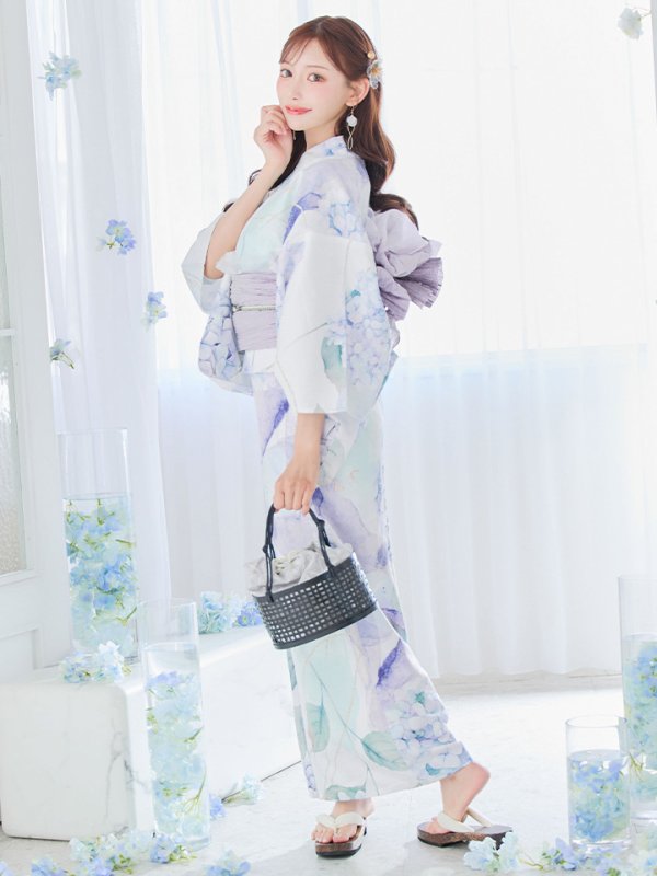 モデル：明日花キララ　身長：162cm