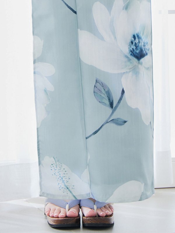 画像16: 【即日発送】ブルーホワイトフラワー柄浴衣【浴衣３点セット 浴衣/帯/下駄】[YMT] (16)