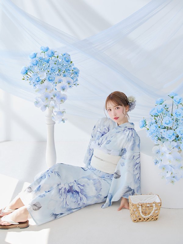 モデル:三上悠亜 身長159cm 着用サイズ:Fサイズ