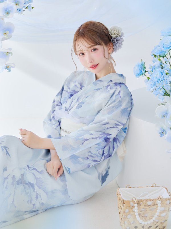 モデル:三上悠亜 身長159cm 着用サイズ:Fサイズ