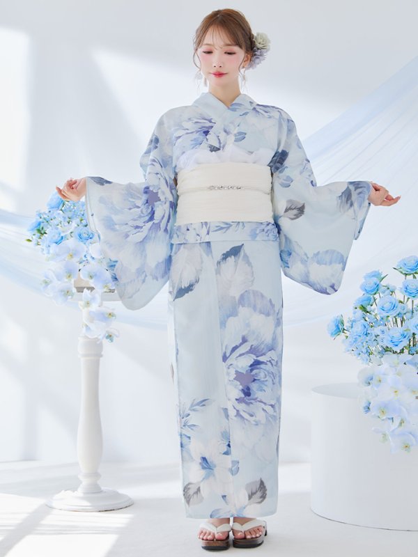 モデル:三上悠亜 身長159cm 着用サイズ:Fサイズ