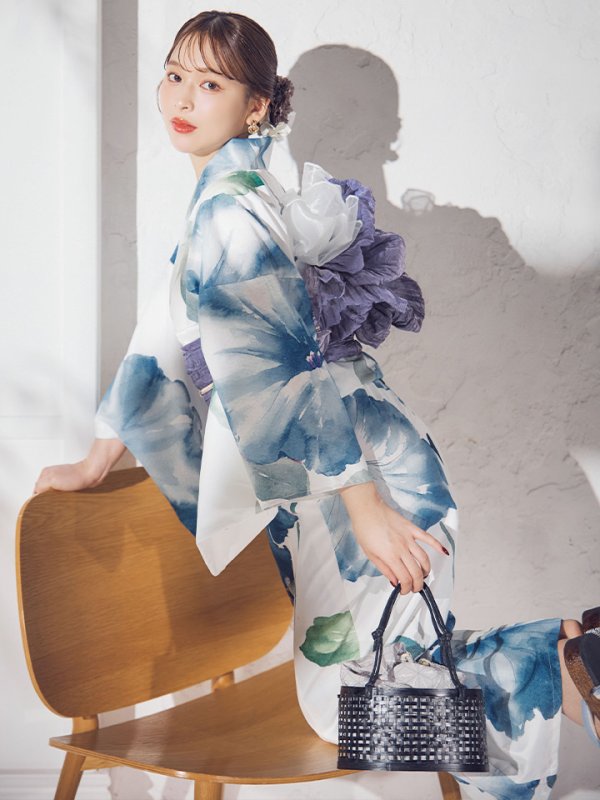 モデル：kie　身長：158cm　着用サイズ：Fサイズ