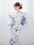 画像8: 【予約 / 5月中旬発送予定】瑠璃色ビオラブーケ浴衣 OBI-g-500-kj-8-GY / HIMO-900-yn-4-GYxGY / HEKO-800-sb-8-DusBL / YA-953-kn-BL / GETA-01-kj-2-BL/ [y/YMT] (8)