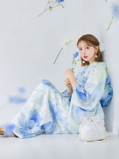 蒼華に咲く牡丹浴衣