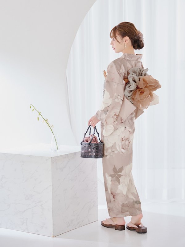 モデル：ちぃぽぽ　身長158cm　着用サイズ：Fサイズ