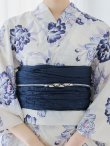 画像17: 【予約 / 5月中旬発送予定】牡丹流れる清流浴衣 OBI-siwa-204-wk-4-NV / HIMO-900-yn-1-B / / YA-953-kn-BL / GETA-01-kj-2-BL/ [/OF01] (17)