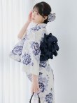 画像2: 【予約 / 5月中旬発送予定】牡丹流れる清流浴衣 OBI-siwa-204-wk-4-NV / HIMO-900-yn-1-B / / YA-953-kn-BL / GETA-01-kj-2-BL/ [/OF01] (2)