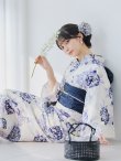 画像5: 【予約 / 5月中旬発送予定】牡丹流れる清流浴衣 OBI-siwa-204-wk-4-NV / HIMO-900-yn-1-B / / YA-953-kn-BL / GETA-01-kj-2-BL/ [/OF01] (5)