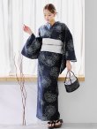 画像3: 線画フラワー紺地浴衣【浴衣３点セット 浴衣/帯/下駄】 OBI-hira-100-ok-15-WxW / HIMO-900-yn-1-B / YA-1072-kn-B / GETA-01-kj-1-B/ [y/OF01] (3)