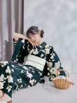 画像8: 【即日発送】花薫る深緑浴衣 OBI-hira-100-ok-15-WxW / HIMO-902-kj-1-BLGR / / YA-951-kn-W / GETA-01-kj-3-IV / [/OF01] (8)
