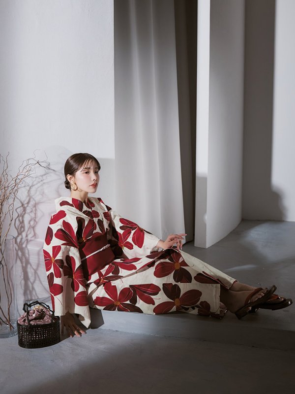 モデル：えみ姉　身長158cm　着用サイズ：Fサイズ