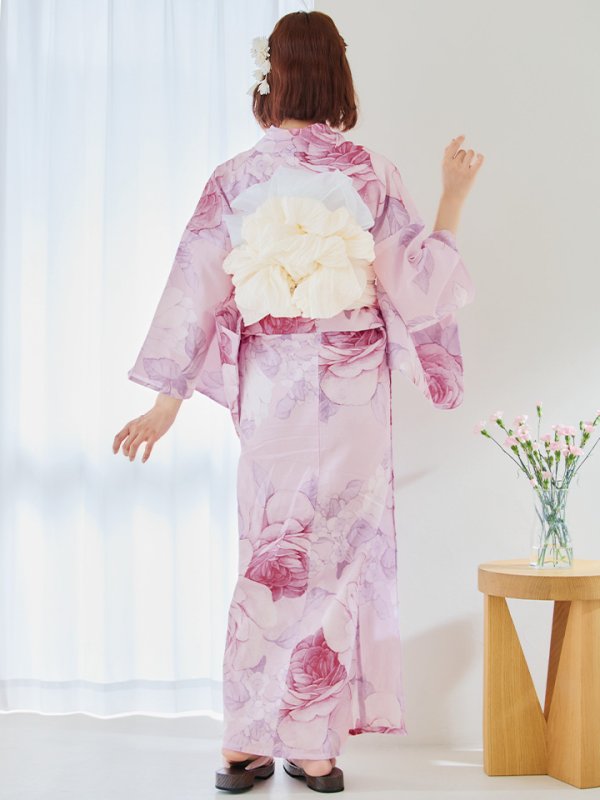 モデル：明日花キララ　身長：162cm　着用サイズ：Fサイズ