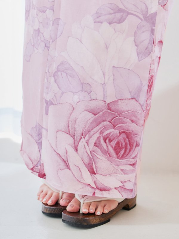 モデル：明日花キララ　身長：162cm　着用サイズ：Fサイズ